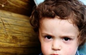 Безболезненное преодоление кризиса пяти лет у ребенка: советы психолога, мнение доктора Комаровского Кризис 5 летнего возраста у ребенка